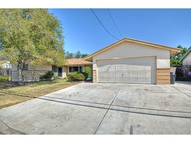 12829 Carriage Rd, Poway, CA 92064 photo 2
