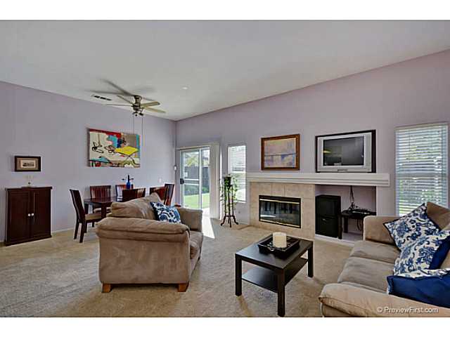 3977 Colina Ct, Oceanside, CA 92058 photo 3