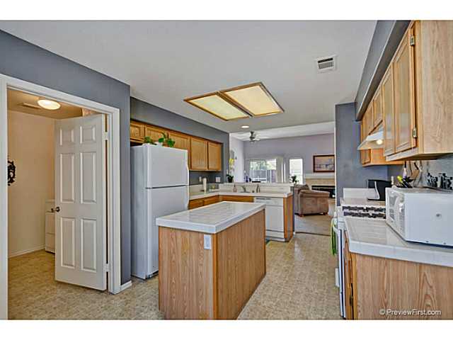 3977 Colina Ct, Oceanside, CA 92058 photo 7