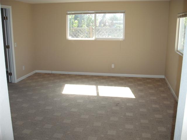 1021 Capistrano Dr, Oceanside, CA 92058 photo 5