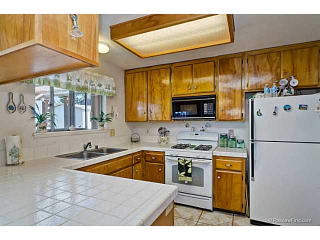 4700 Lofty Grove Dr, Oceanside, CA 92056 photo 11