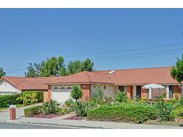 4700 Lofty Grove Dr, Oceanside, CA 92056 photo 2