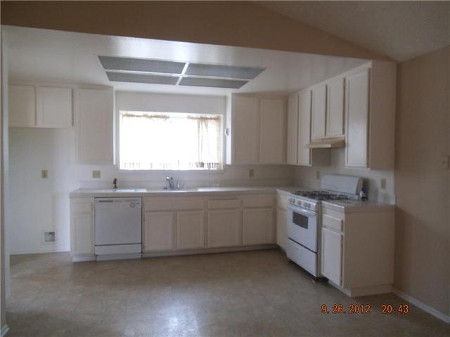 656 Irene Rd, Oceanside, CA 92057 photo 5