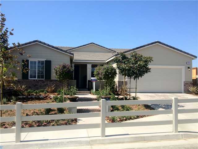 1235 Bellingham Dr, Oceanside, CA 92057 photo 1