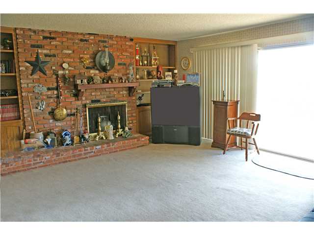 1736 Highlands View Rd, Alpine, CA 91901 photo 2