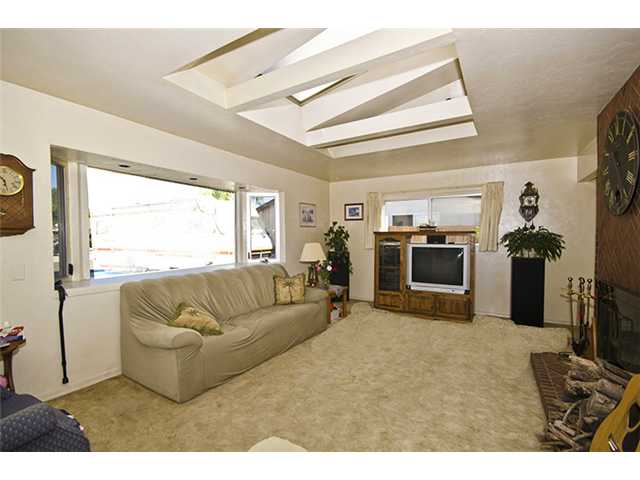 12717 Tustin St, Poway, CA 92064 photo 3
