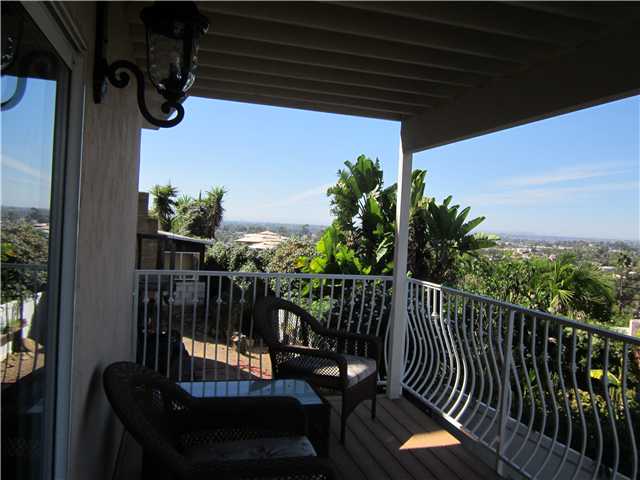 8072 Pasadena Ave, La Mesa, CA 91941 photo 2