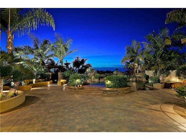445 Palmitas St, Solana Beach, CA 92075 photo 2