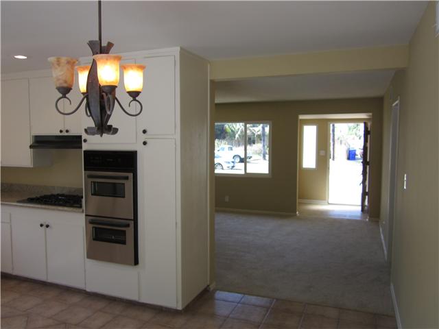 3251 Roberta Ln, Oceanside, CA 92054 photo 7