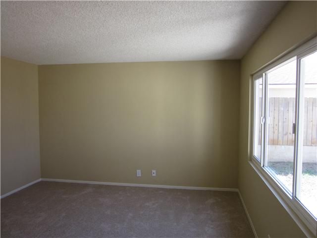 3251 Roberta Ln, Oceanside, CA 92054 photo 4