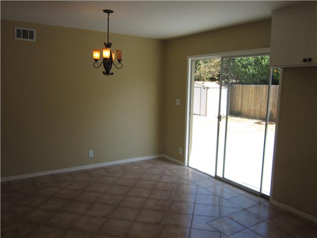 3251 Roberta Ln, Oceanside, CA 92054 photo 10