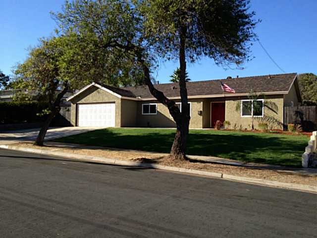 8820 Prestwick Way, Santee, CA 92071 photo 2