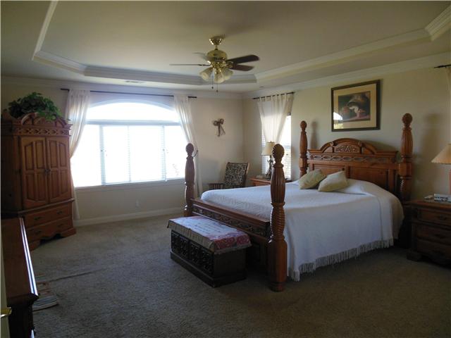 1744 Rabbit Hl, Fallbrook, CA 92028 photo 11