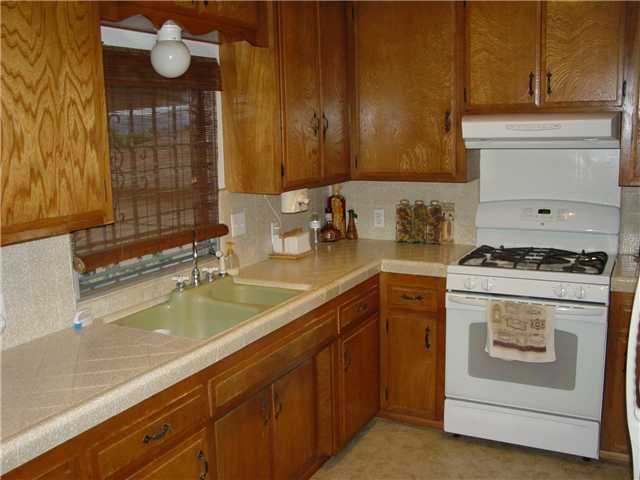9233 Elton Dr, Santee, CA 92071 photo 5