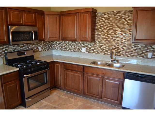 626 Carillo Cir, Oceanside, CA 92057 photo 5