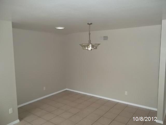 4416 Maple Dr, Oceanside, CA 92056 photo 5