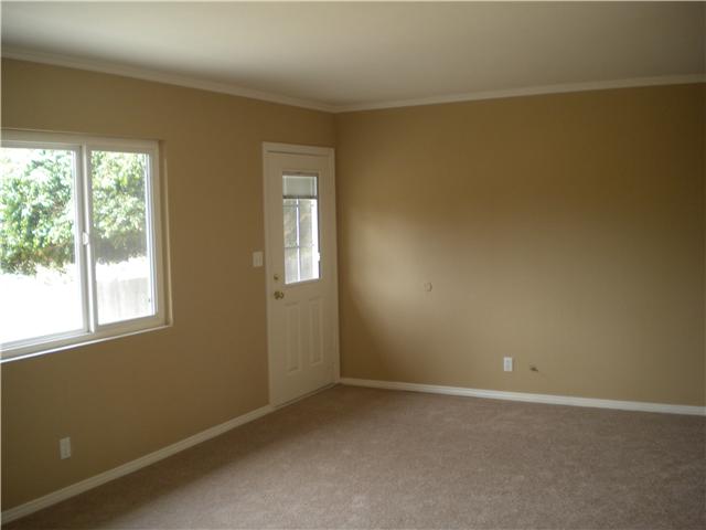 1027 Sunset Dr, Vista, CA 92081 photo 8