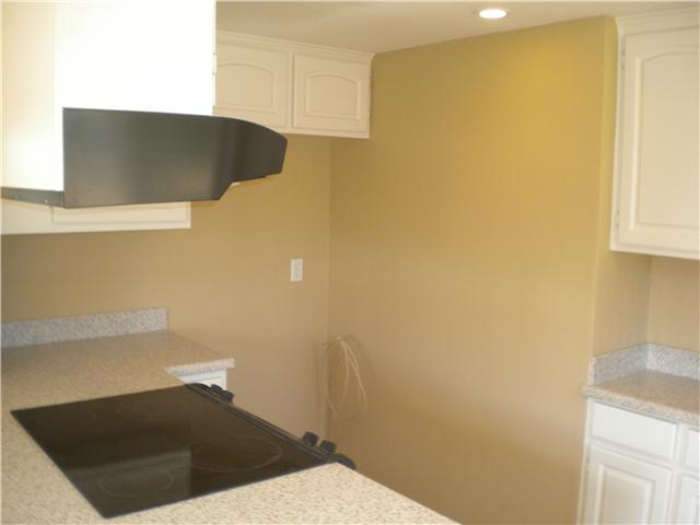 1027 Sunset Dr, Vista, CA 92081 photo 5