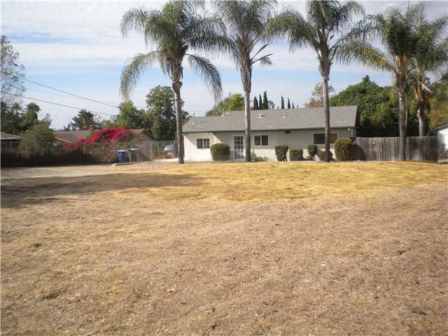 1027 Sunset Dr, Vista, CA 92081 photo 23