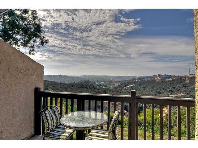 122 S Jayton Ln, Encinitas, CA 92024 photo 1