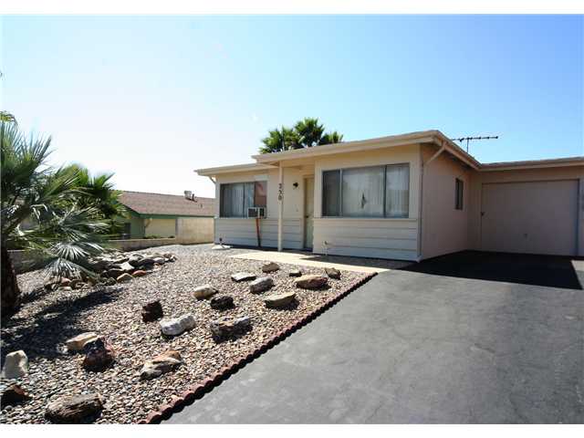 250 Rosebay Dr, Encinitas, CA 92024 photo 1