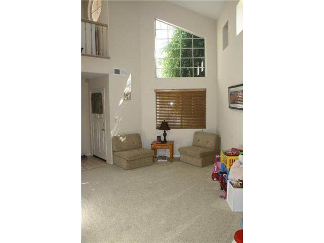 3209 San Tomas Dr, Oceanside, CA 92056 photo 2
