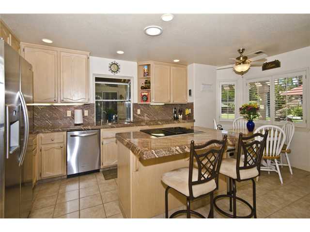 1641 Baltimore Pl, Escondido, CA 92025 photo 15