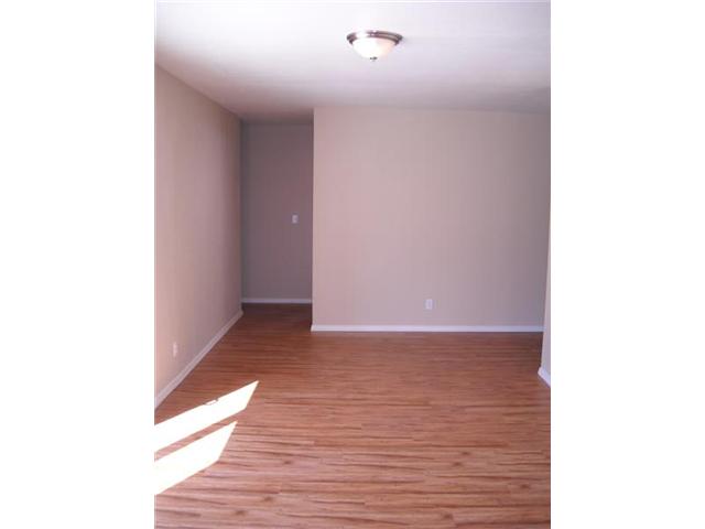 1830 Goodwin Dr, Vista, CA 92084 photo 3