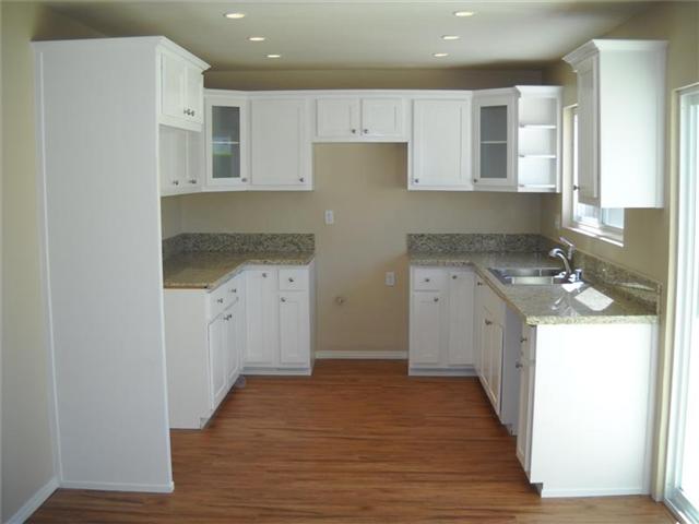 1830 Goodwin Dr, Vista, CA 92084 photo 4