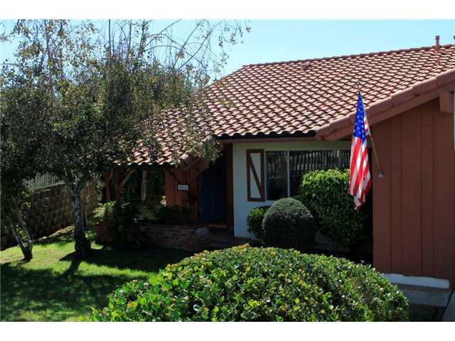 4025 Royal Dr, Carlsbad, CA 92008 photo 1