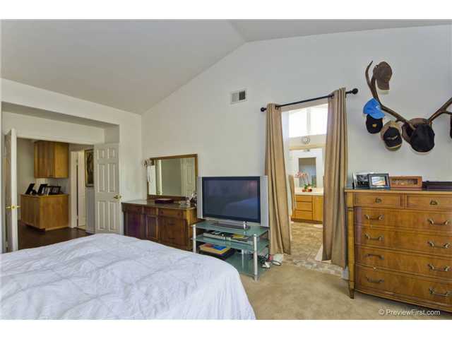 5860 Spur Ave, Oceanside, CA 92057 photo 10