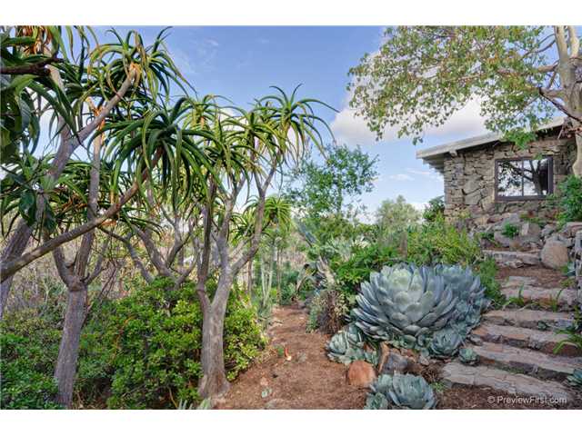 647 Rudd Rd, Vista, CA 92084 photo 21