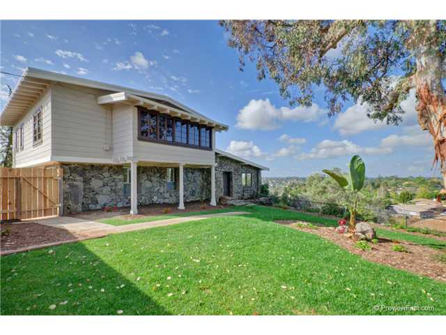 647 Rudd Rd, Vista, CA 92084 photo 1