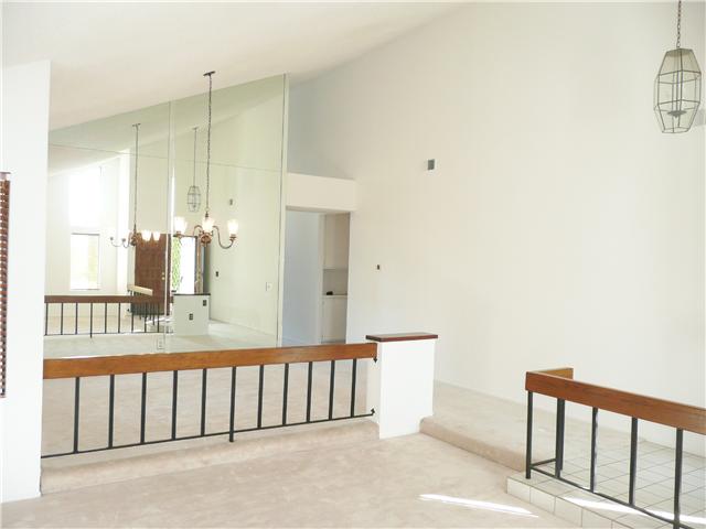 1344 Knoll Dr, Oceanside, CA 92054 photo 4