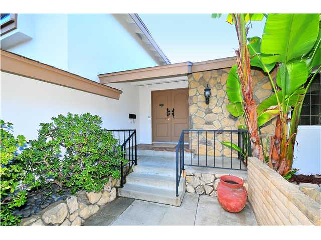 6130 Baltimore Dr, La Mesa, CA 91942 photo 2