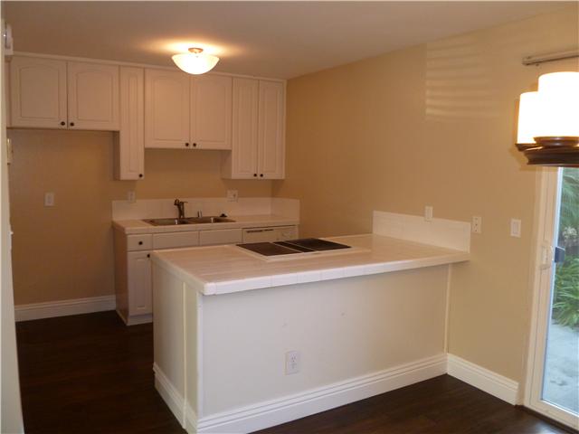 834 Stevens Ave, Solana Beach, CA 92075 photo 3