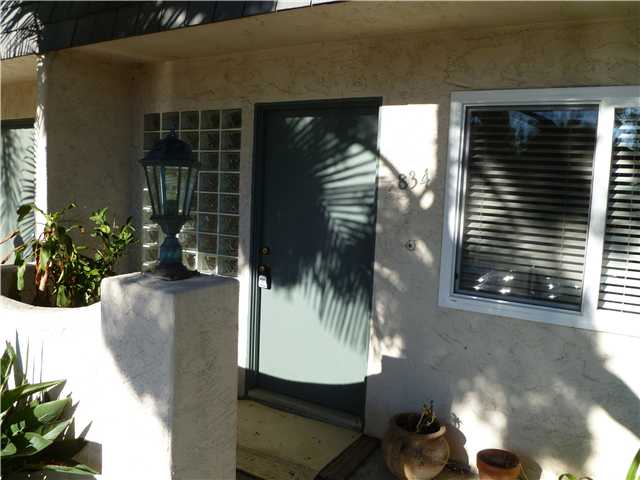 834 Stevens Ave, Solana Beach, CA 92075 photo 2