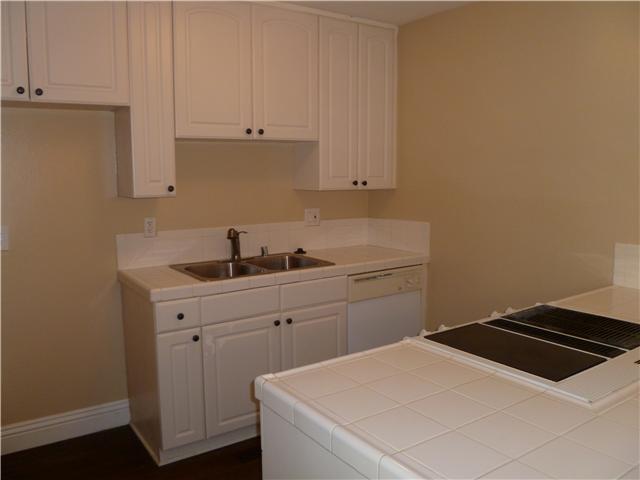 834 Stevens Ave, Solana Beach, CA 92075 photo 4