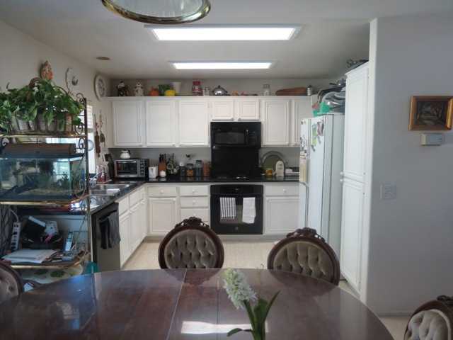3310 Hollowtree Dr, Oceanside, CA 92058 photo 13
