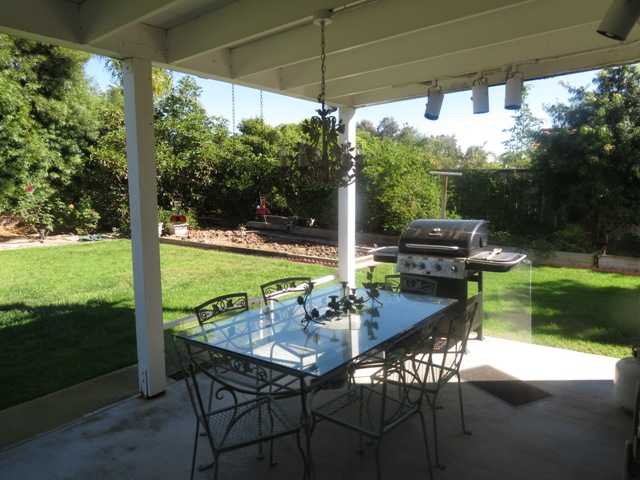 3310 Hollowtree Dr, Oceanside, CA 92058 photo 17