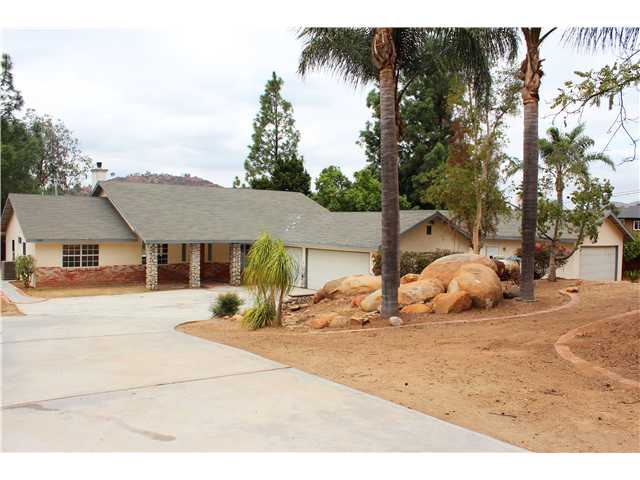 11638 Rocky Ln, Lakeside, CA 92040 photo 1