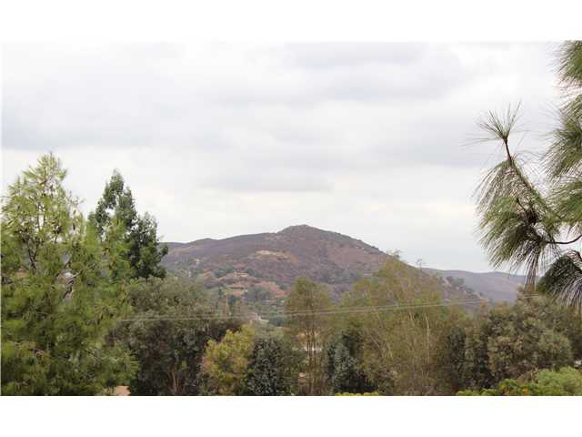 11638 Rocky Ln, Lakeside, CA 92040 photo 9