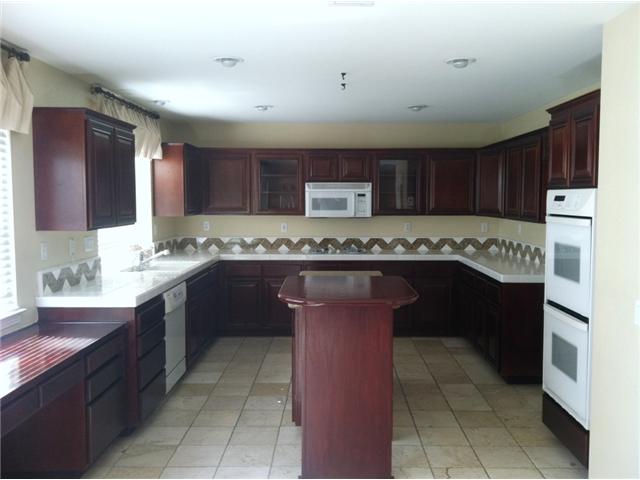 407 Lexington Cir, Oceanside, CA 92057 photo 2