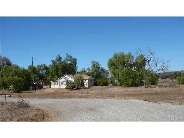 1217 Harper Rd, Ramona, CA 92065 photo 3