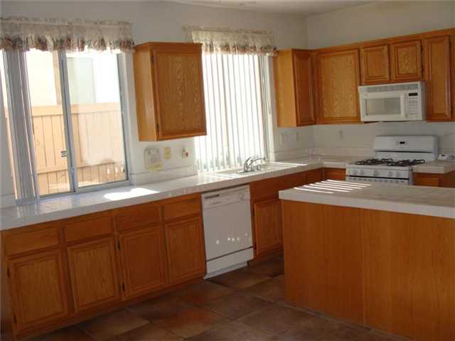 313 Manzanilla Way, Oceanside, CA 92057 photo 5