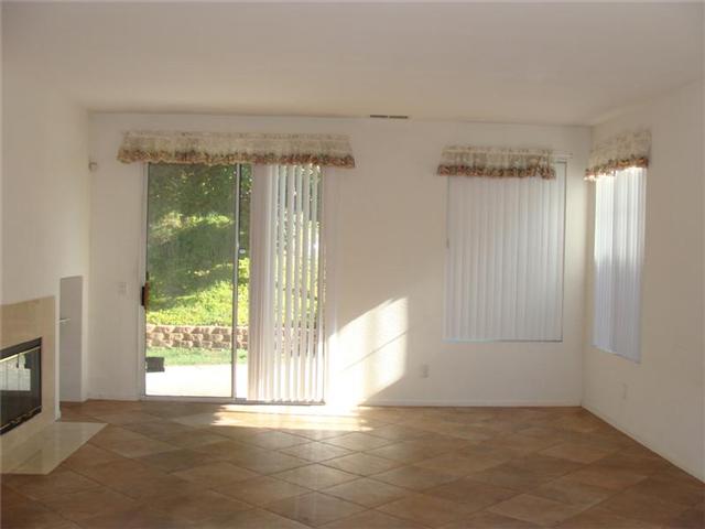 313 Manzanilla Way, Oceanside, CA 92057 photo 6