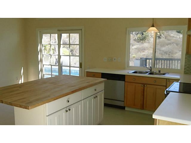 7533 Clear Sky Rd, San Diego, CA 92120 photo 5