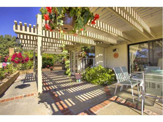 1995 Lemonwood Ln, Vista, CA 92081 photo 9