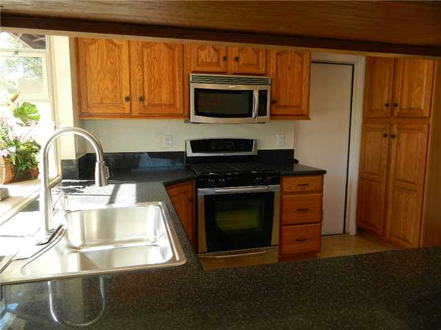 209 Todd Ct, Oceanside, CA 92054 photo 7
