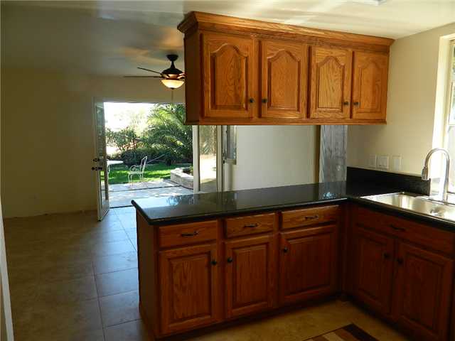 209 Todd Ct, Oceanside, CA 92054 photo 3